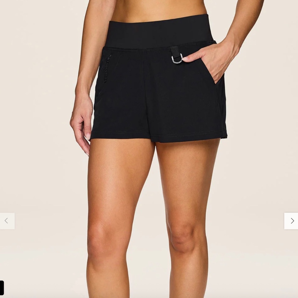 Avalanche Wander Short - Black - XS